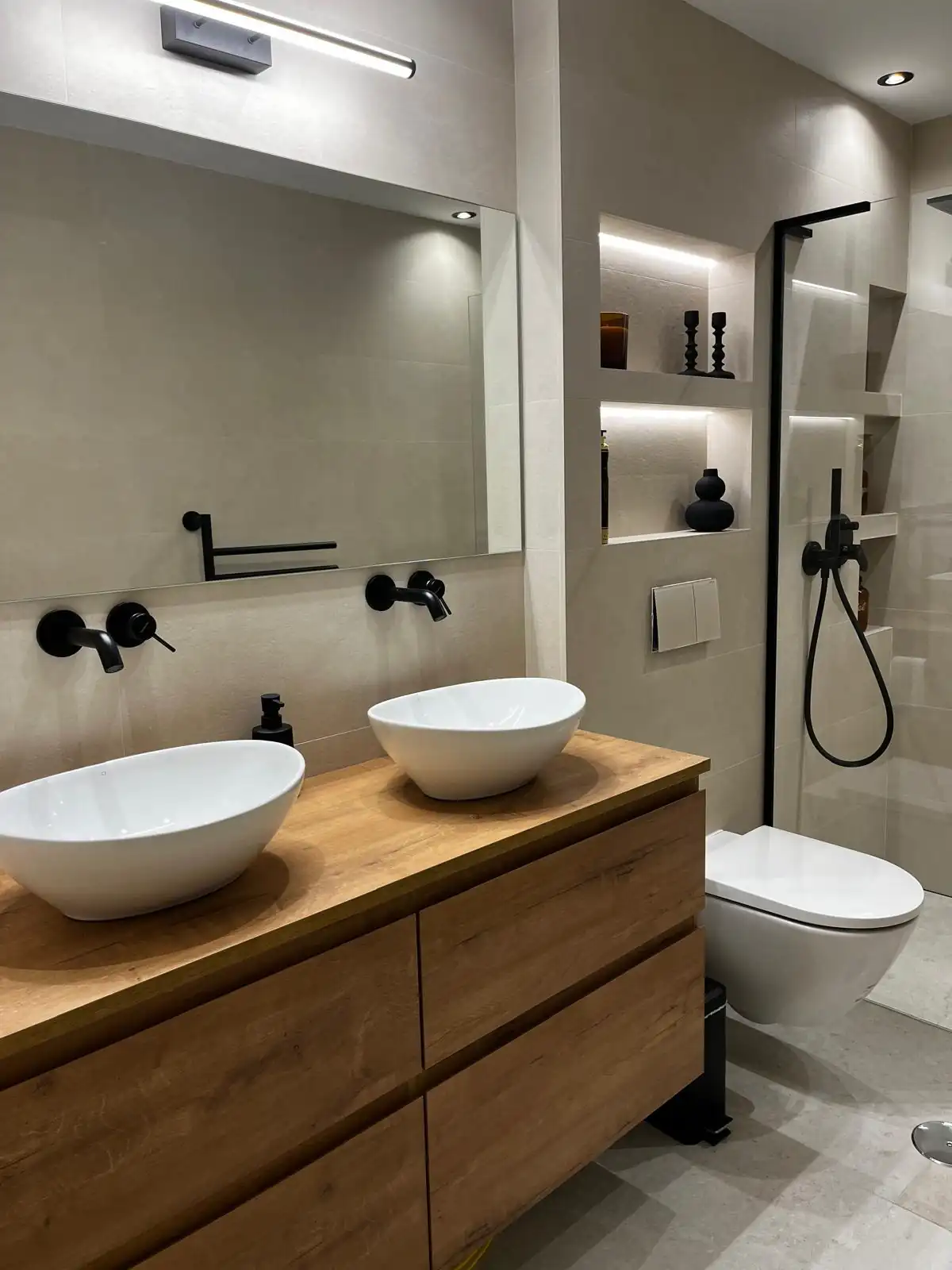 Baño Travéra despues de la reforma